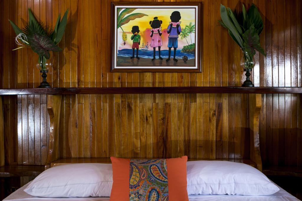 Hotel La Isla Inn Puerto Viejo de Talamanca 외부 사진