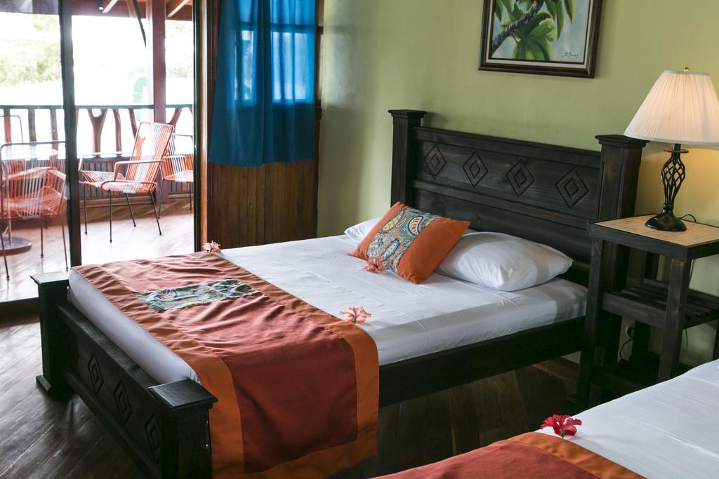 Hotel La Isla Inn Puerto Viejo de Talamanca 외부 사진