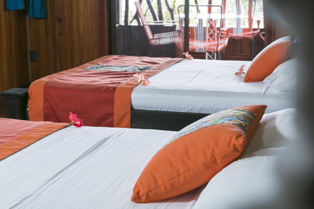 Hotel La Isla Inn Puerto Viejo de Talamanca 외부 사진
