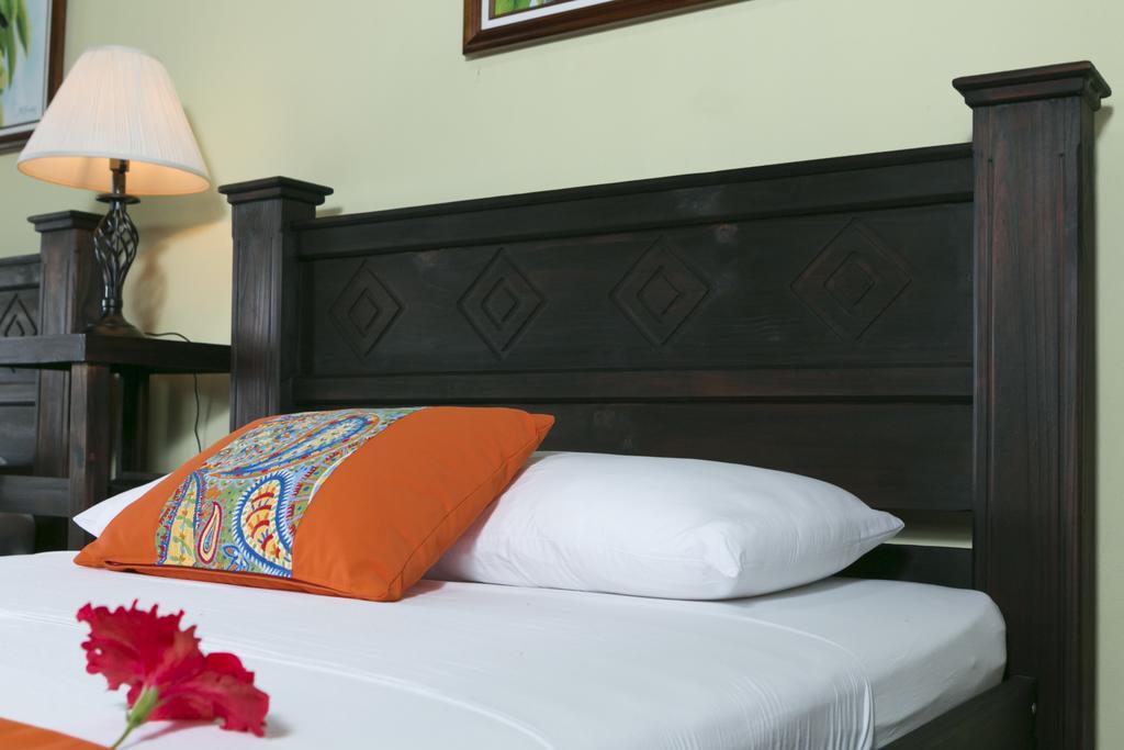 Hotel La Isla Inn Puerto Viejo de Talamanca 외부 사진