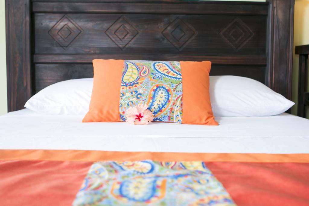 Hotel La Isla Inn Puerto Viejo de Talamanca 외부 사진